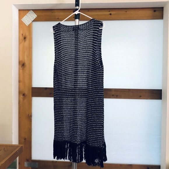 IPERICO Knit Cardigan Duster Vest w/ Tassels in Black White / One Size Fits Most - Picture 5 of 6